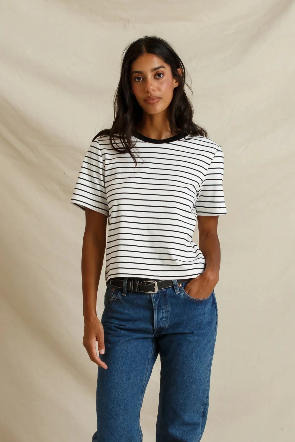 white_black_stripe